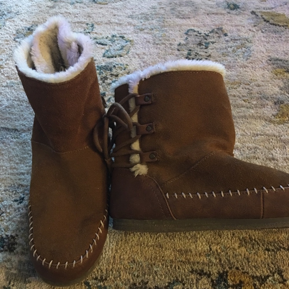 American Eagle Fur Lined Boots ❤️😍❄️